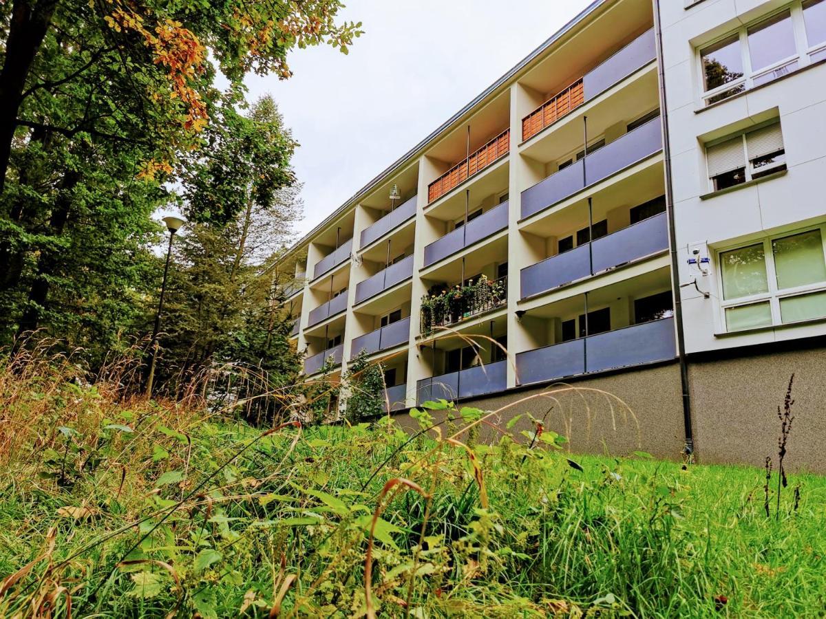 Apartament Z Widokiem Na Park Polanica-Zdrój Exterior foto